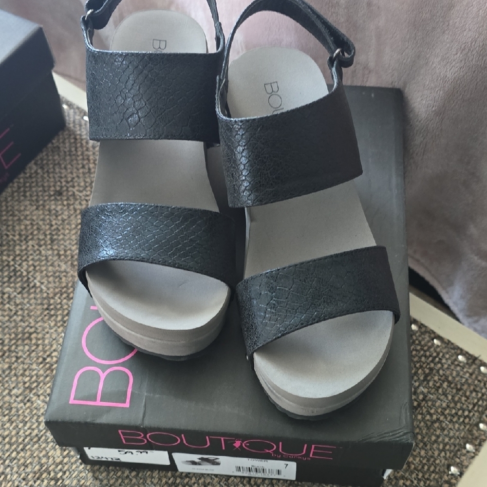 Corkys Black Wedge Sandals - Picture 2 of 7